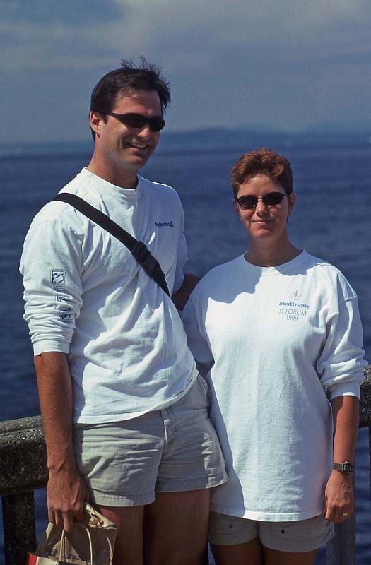 1999-08 Jon and Bobbi 01.jpg